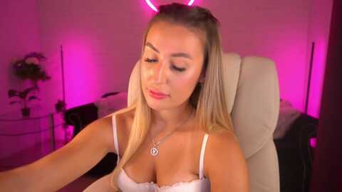 Media: lia__angel Myfreecams Invalid Date