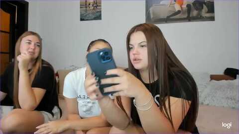 Media: stefaninell Myfreecams Invalid Date