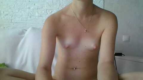 vicumsquirt @ myfreecams on 20230917