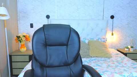 Media: hanna_milano Myfreecams Invalid Date