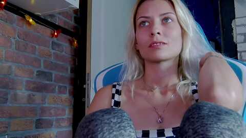 Media: karoline121 Myfreecams Invalid Date