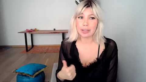 xx_sandy_xx @ myfreecams on 20230918