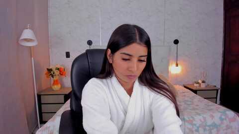 Media: hanna_milano Myfreecams Invalid Date
