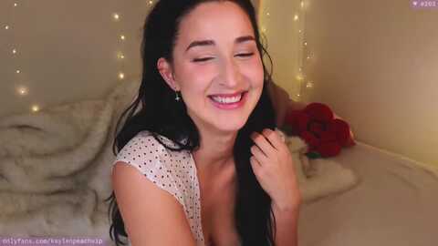 Media: kaylenpeach Myfreecams Invalid Date