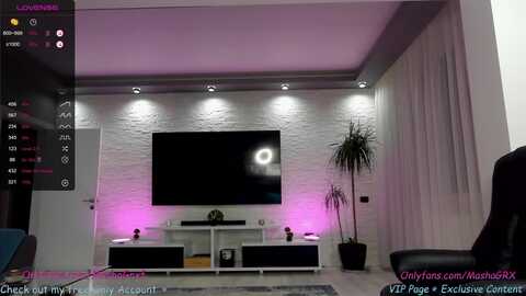 mashagrx @ myfreecams on 20230920