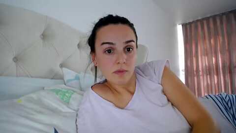l_a_u @ myfreecams on 20230922