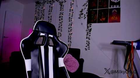 Media: mikamaez Myfreecams Invalid Date