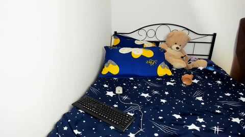 kristiine_ @ myfreecams on 20230923