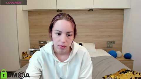 liliwell @ myfreecams on 20230924