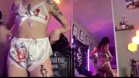 Media: rileywoods Myfreecams Invalid Date