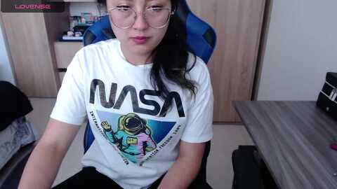 charlotte_3x @ myfreecams on 20230925