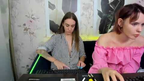Media: ladyamelia Myfreecams Invalid Date