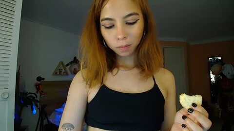 lolla_doll @ myfreecams on 20230925