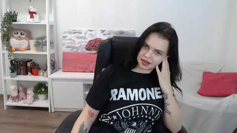 Media: nicolyrio Myfreecams Invalid Date