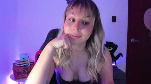 susybale @ myfreecams on 20230925
