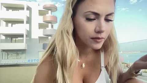 vivianishere @ myfreecams on 20230925