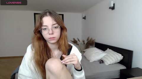 kristinared @ myfreecams on 20230926