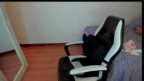 Media: cristal_kat Myfreecams Invalid Date