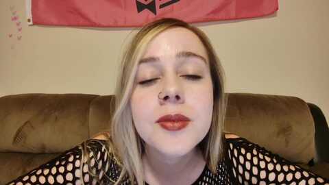 Media: lunalovelyy Myfreecams Invalid Date