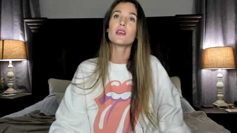 ember_lynne @ myfreecams on 20230928