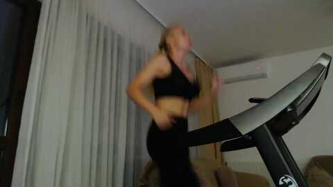 Media: hrystina_ Myfreecams Invalid Date