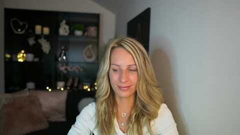 Media: nikki__sexx__ Myfreecams Invalid Date