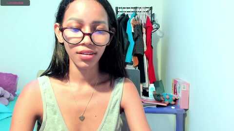 Media: holly_sweet18 Myfreecams Invalid Date