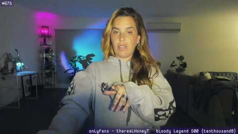 Media: honeytits_ Myfreecams Invalid Date