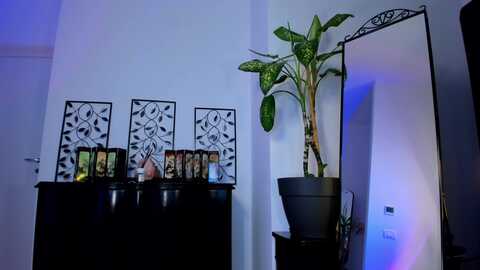 Media: sellena_girl Myfreecams Invalid Date