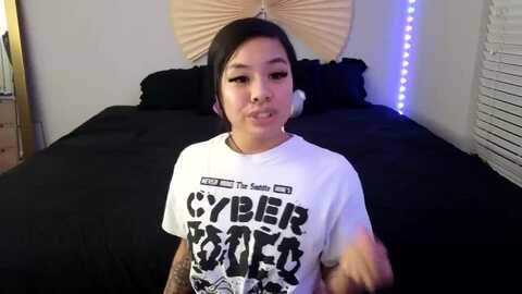 Media: dolllface Myfreecams Invalid Date
