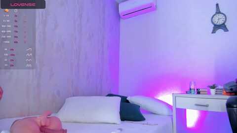 Media: missvioleta Myfreecams Invalid Date