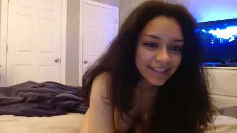 adrianaxo1 @ myfreecams on 20231001