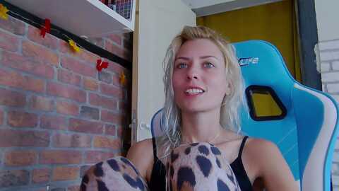 Media: karoline121 Myfreecams Invalid Date