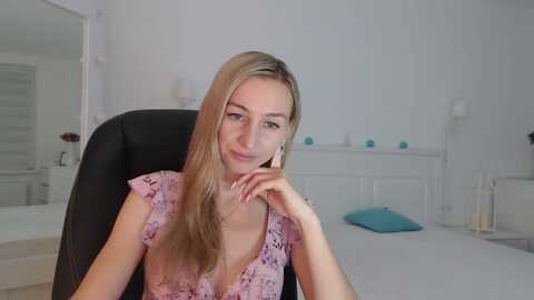 Media: yoursexymilax Myfreecams Invalid Date