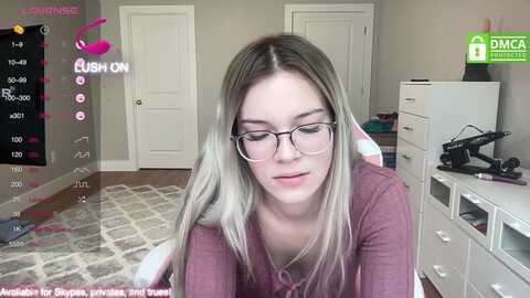 Media: sarahsweets18 Myfreecams Invalid Date