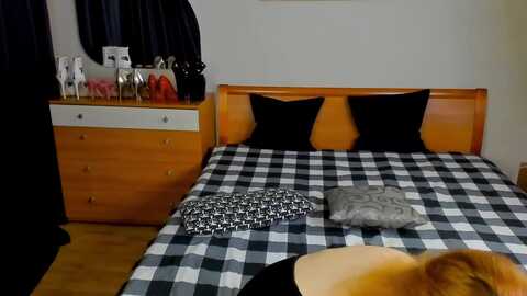 Media: sofiareginald Myfreecams Invalid Date