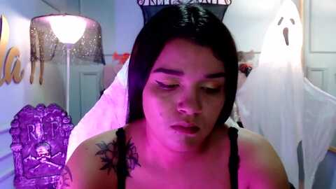 ayla_moon @ myfreecams on 20231003