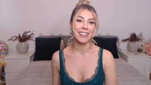 Media: bluestocking Myfreecams Invalid Date