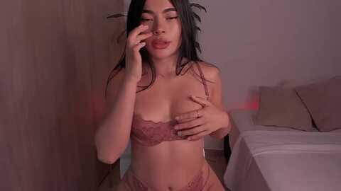 Media: e_v_e_l_y_n_ Myfreecams Invalid Date