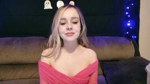 Media: lunalovelyy Myfreecams Invalid Date