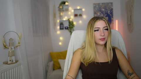 Media: tina_nappi18 Myfreecams Invalid Date