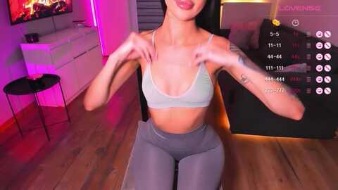 Media: hannaheey Myfreecams Invalid Date