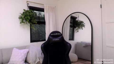 Media: marie Myfreecams Invalid Date