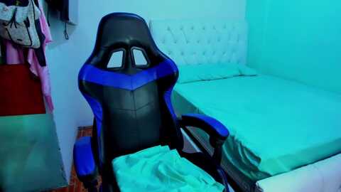 lore_dool @ myfreecams on 20231007