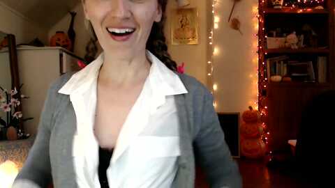 Media: wildflowerem Myfreecams Invalid Date
