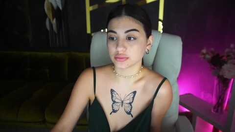 persikcute @ myfreecams on 20231009