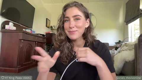 Media: helloviv Myfreecams Invalid Date