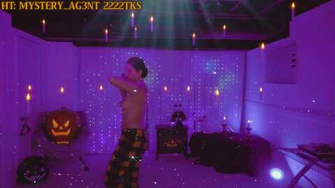maevemystery @ myfreecams on 20231010