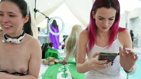 gia_12yrsmfc @ myfreecams on 20231011