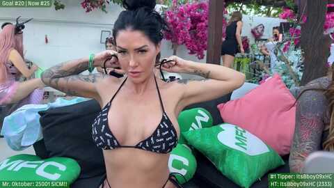 Media: itskylieeh Myfreecams Invalid Date